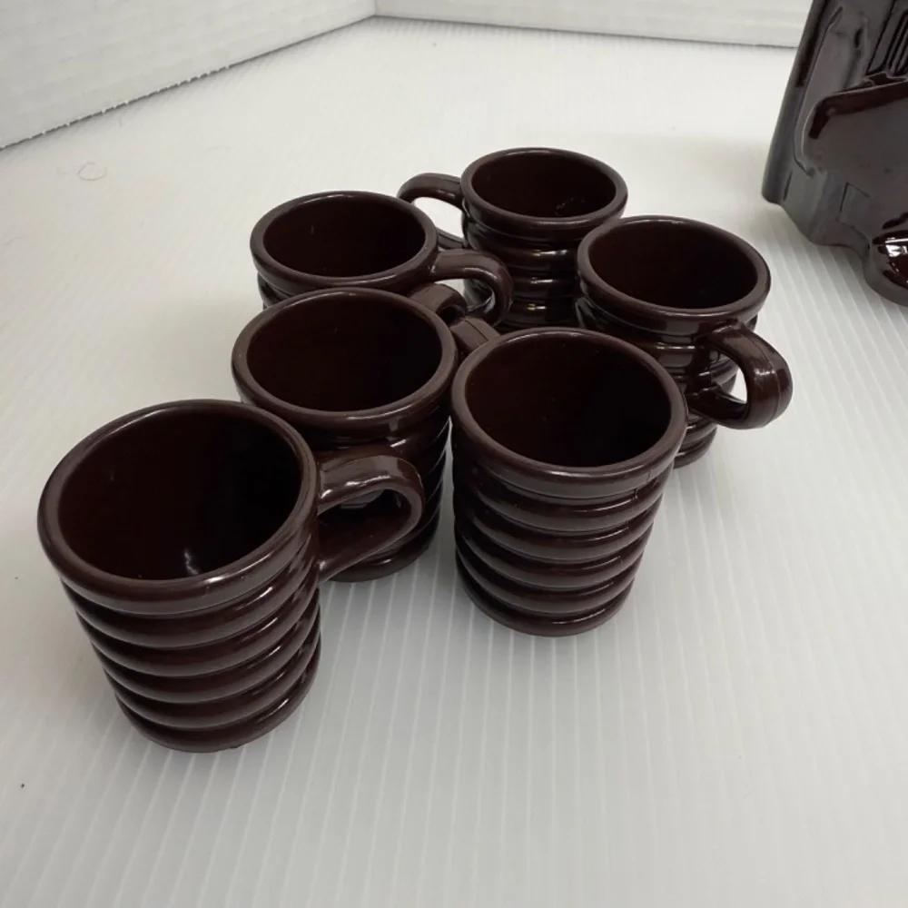 Vintage Ceramic Brown Train Engine Whiskey Decanter W/ Tank Car & 6 Shot Glasses